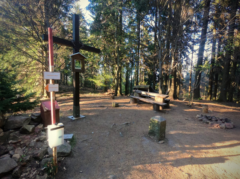 rozcestí ​Komonec nad Pozlovicemi